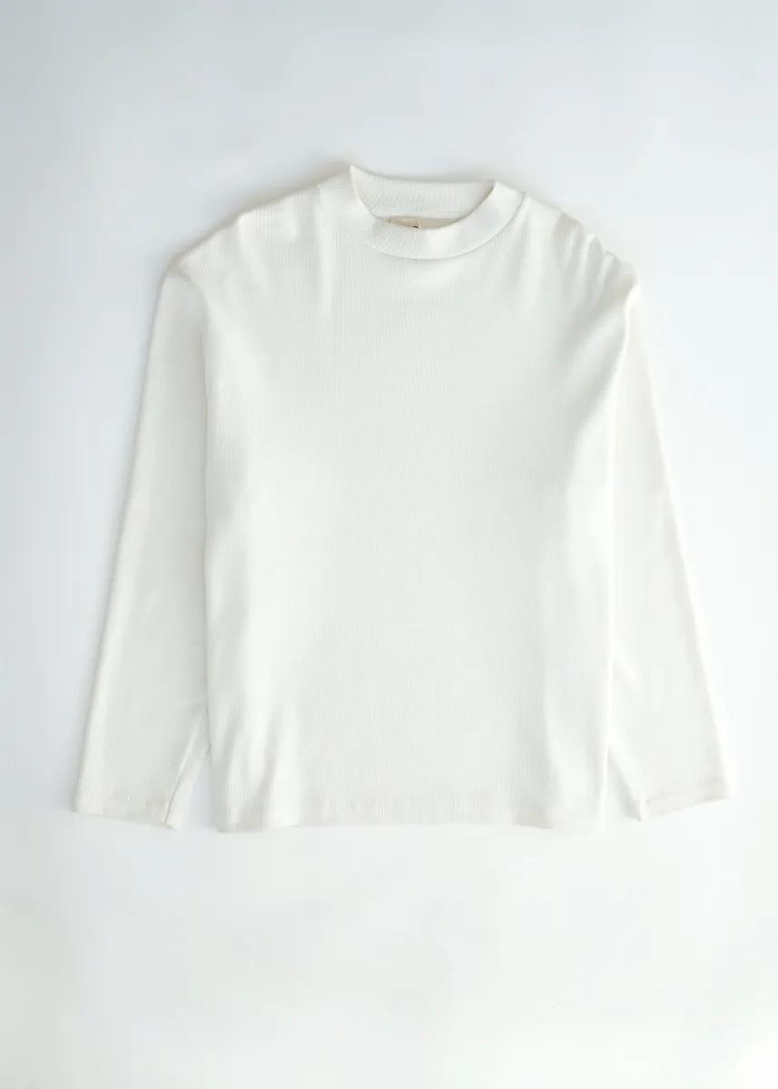 04 / Turtleneck White