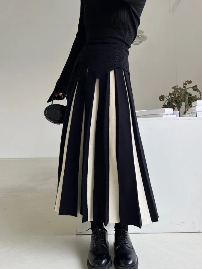 Bicolor Long Pleated Skirt HL4125