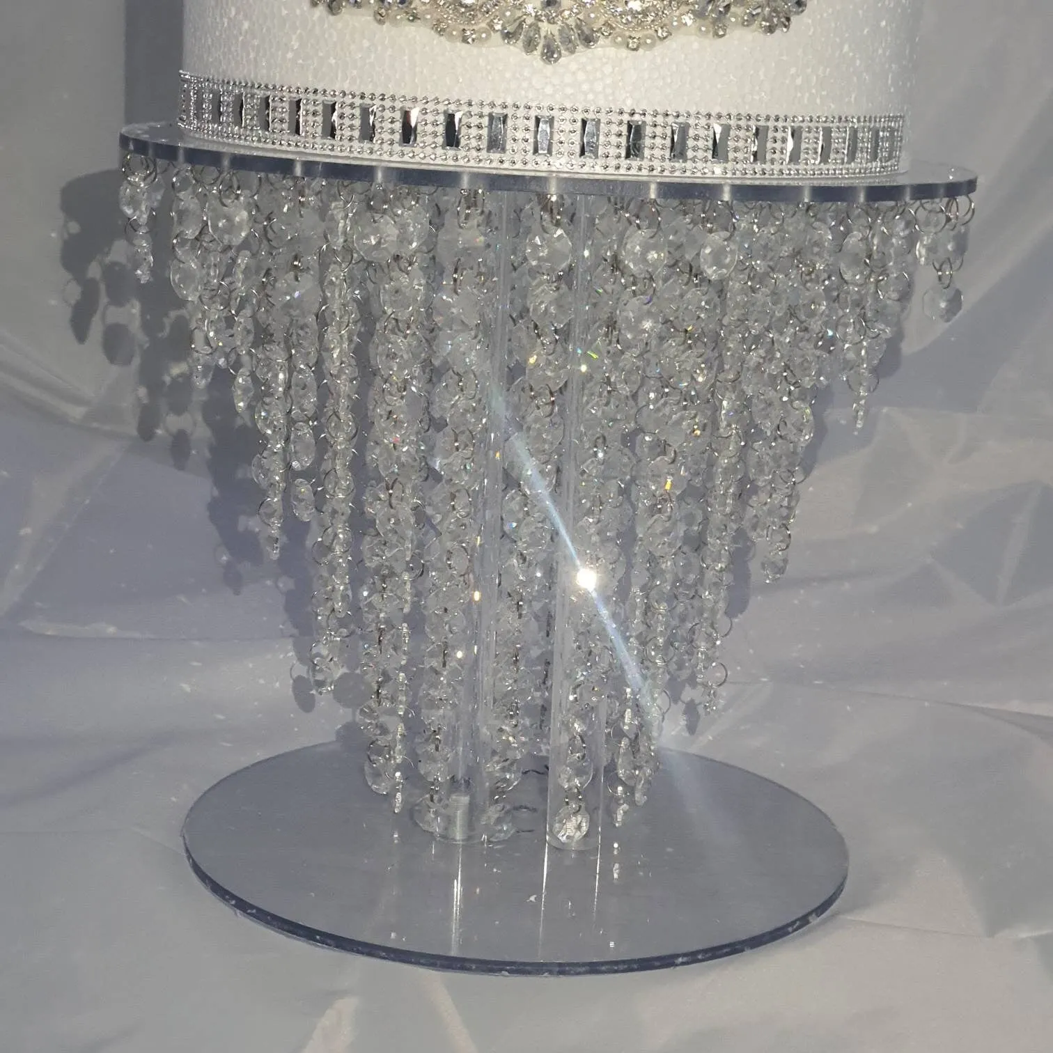 Chandelier cake stand 14"    led's ightd by Crystal wedding uk