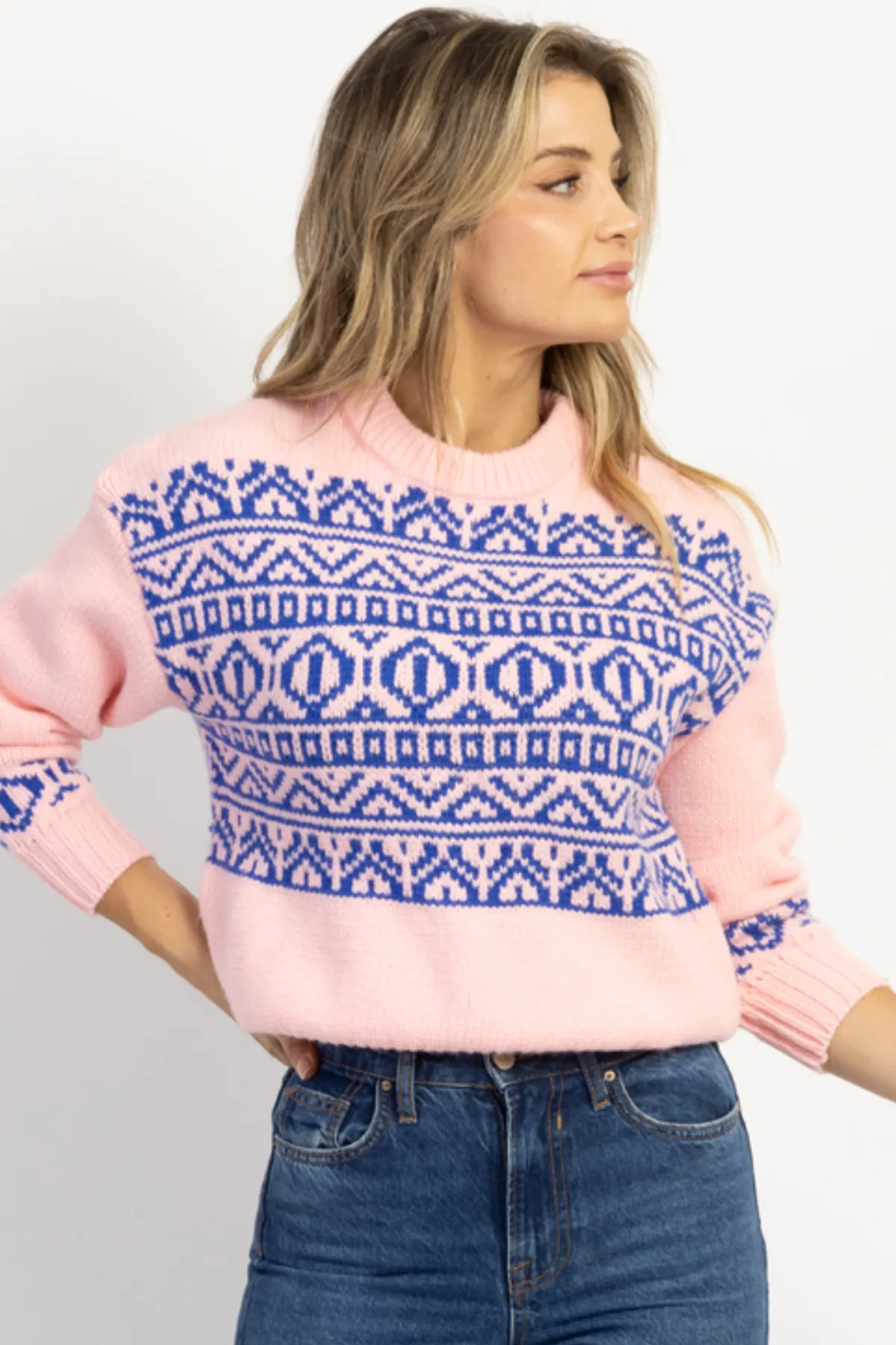 EASY TO LOVE SNOWCAP SWEATER