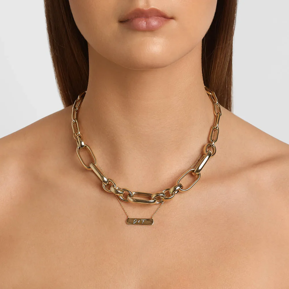 Engravable Horizontal Bar Necklace in Gold