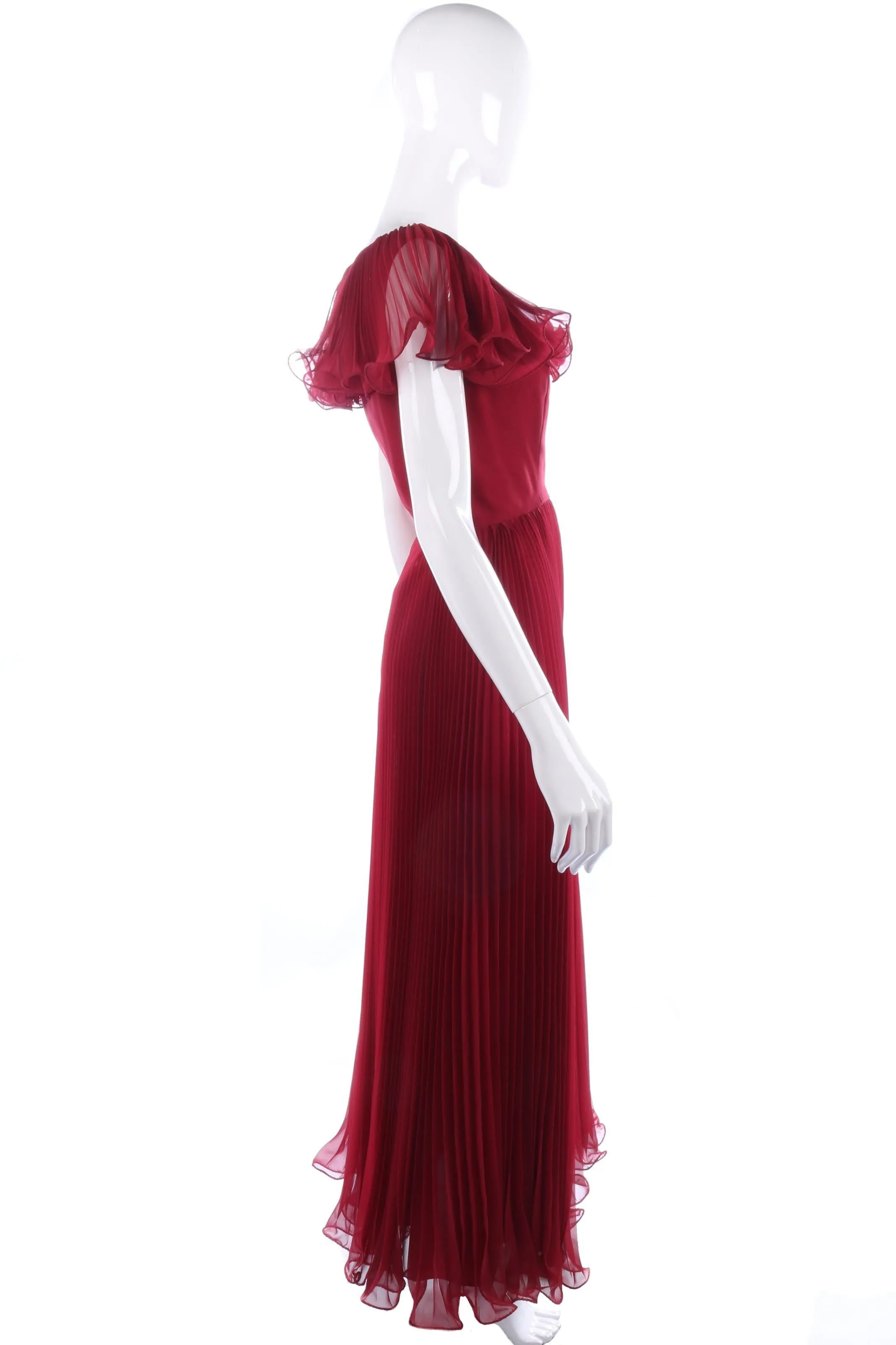 Fabulous vintage oxblood floaty evening gown size 12