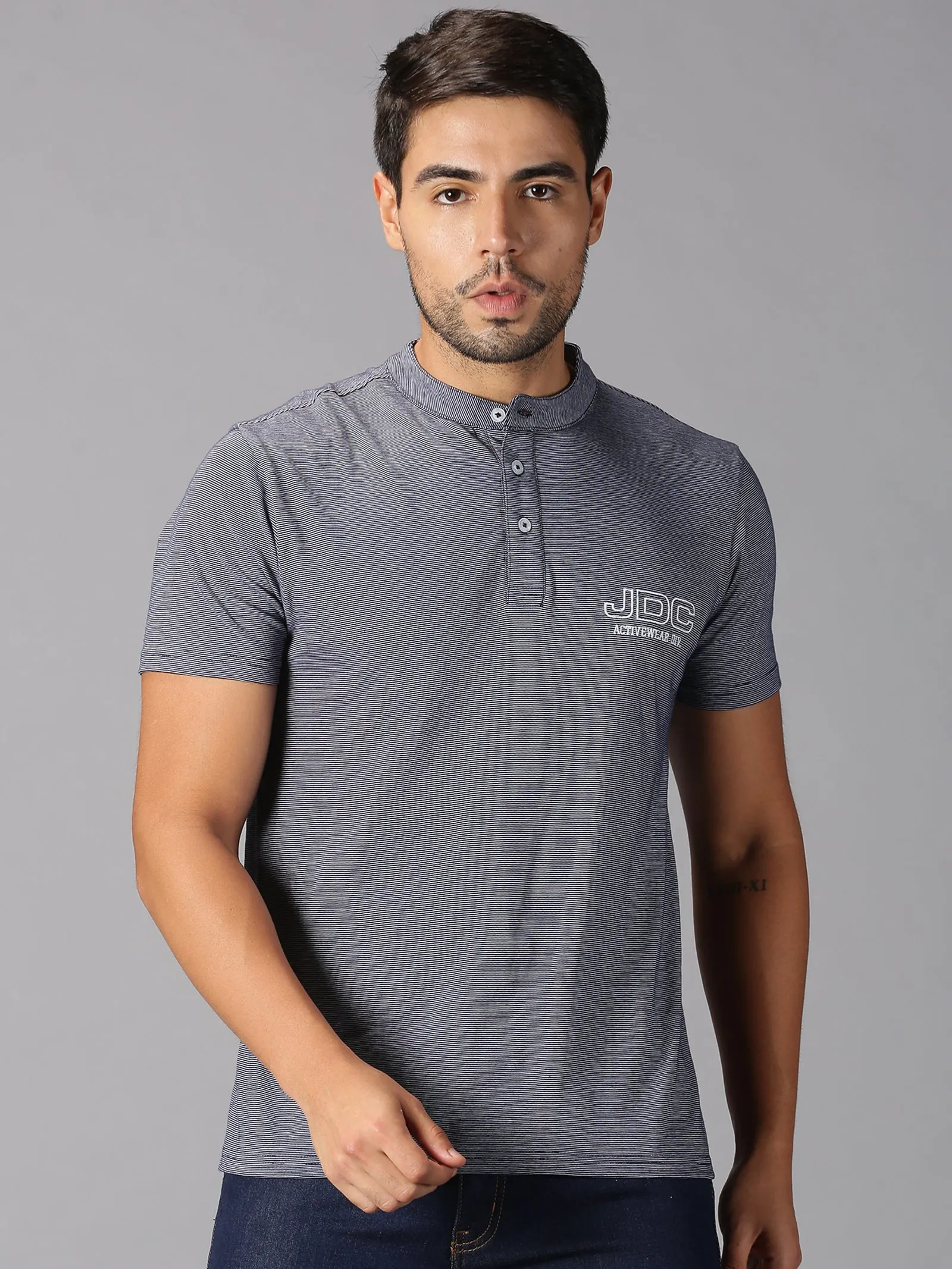 MEN'S GREY STRIPE SLIM FIT T.SHIRT