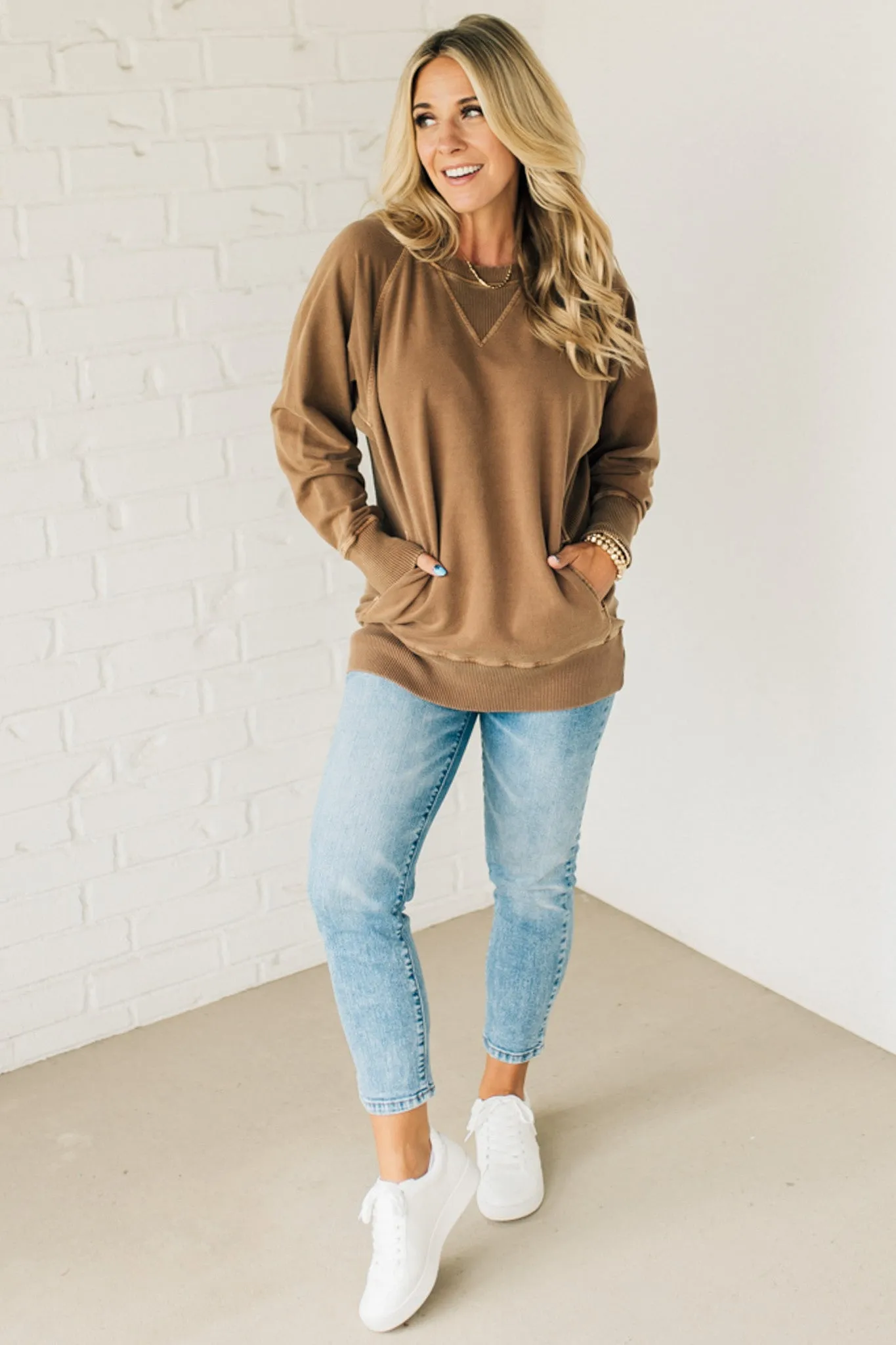 Ribbed Accent Pocketed Pullover