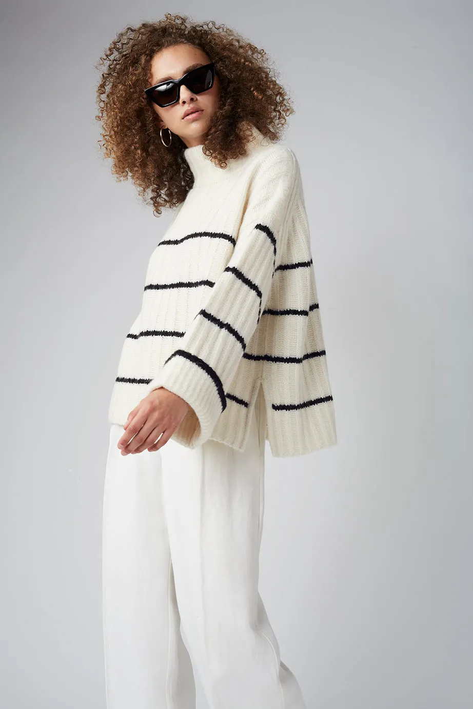 Talia Stripe Sweater Ivory/Black Stripe