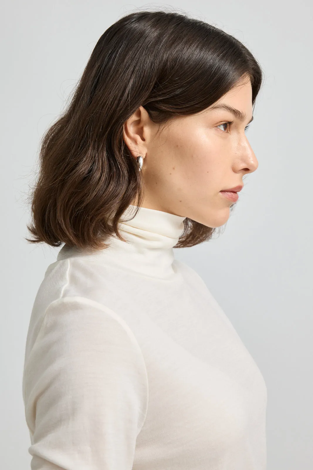 TURTLE NECK MERINO TEE