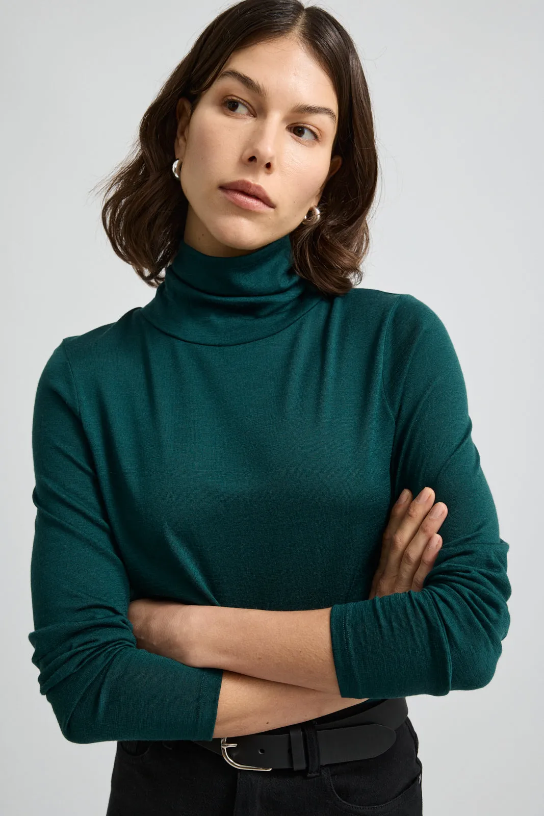 TURTLE NECK MERINO TEE