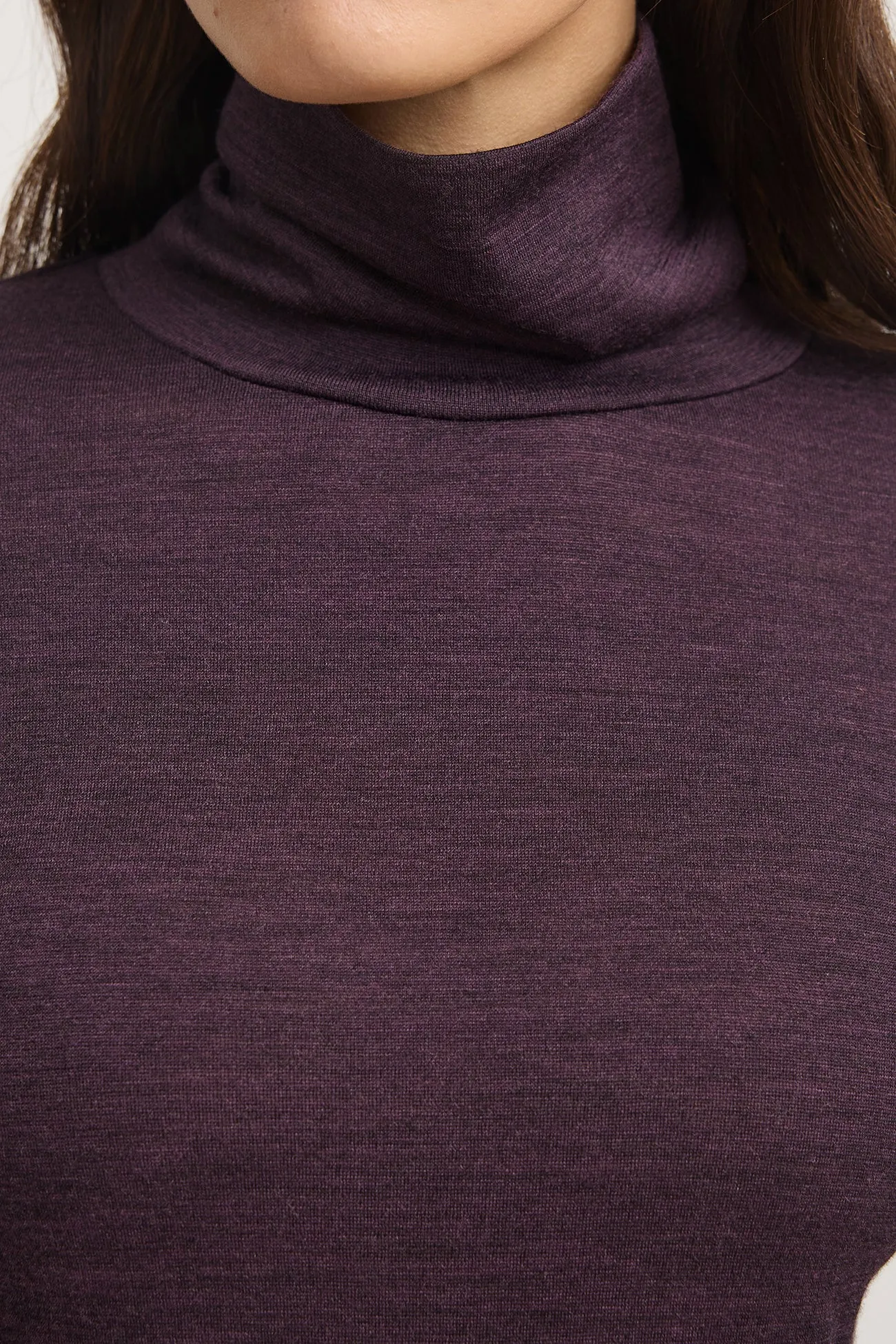 TURTLE NECK MERINO TEE