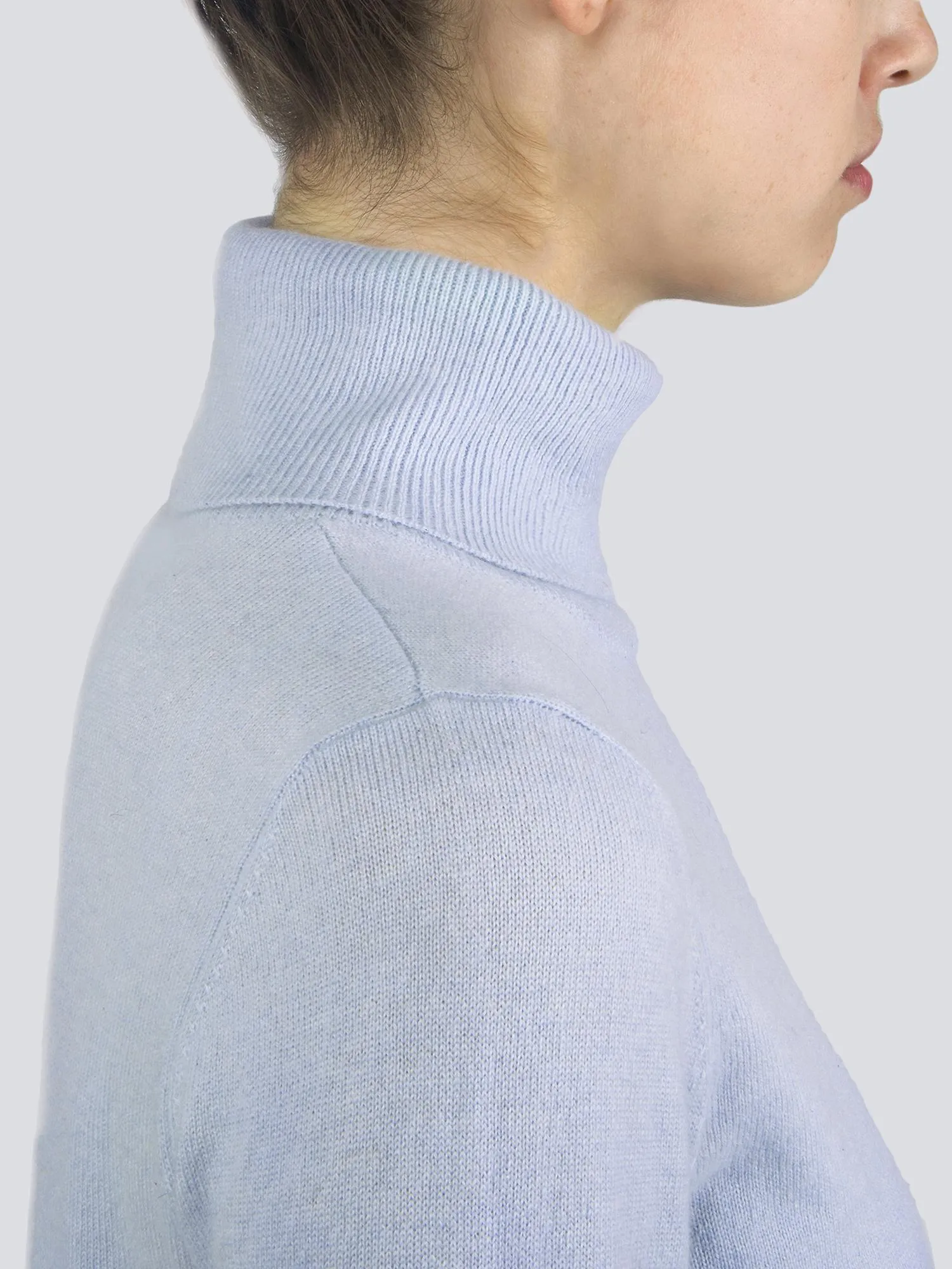 Turtleneck Slimfit Sweater_Baby Blue