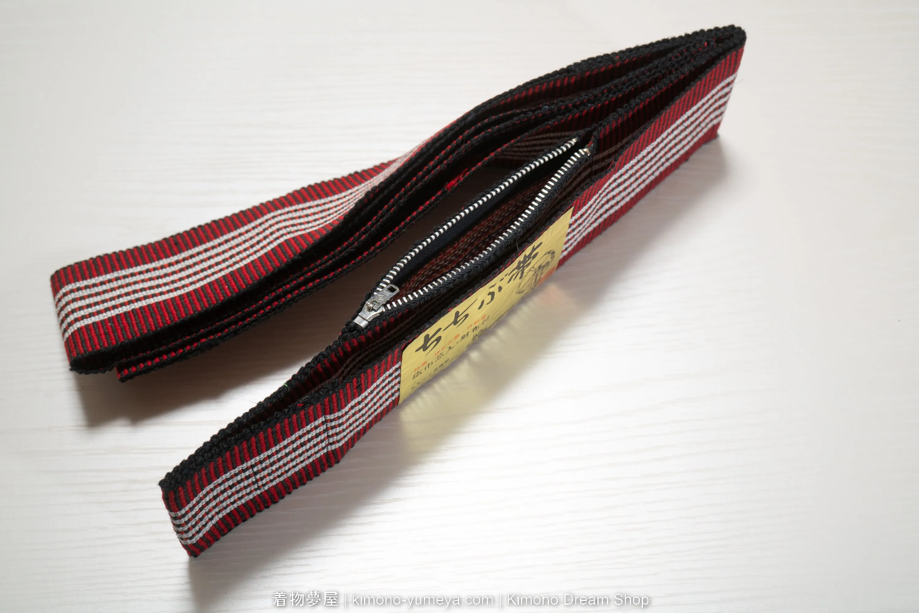 Unuzed Cotton Tanzen Obi Red with White Stripes - Chichibu Obi Made in Japan - Includes Zipper Pocket to Secure Items in Onsen or Ryokan - Washable Informal Kimono Belt